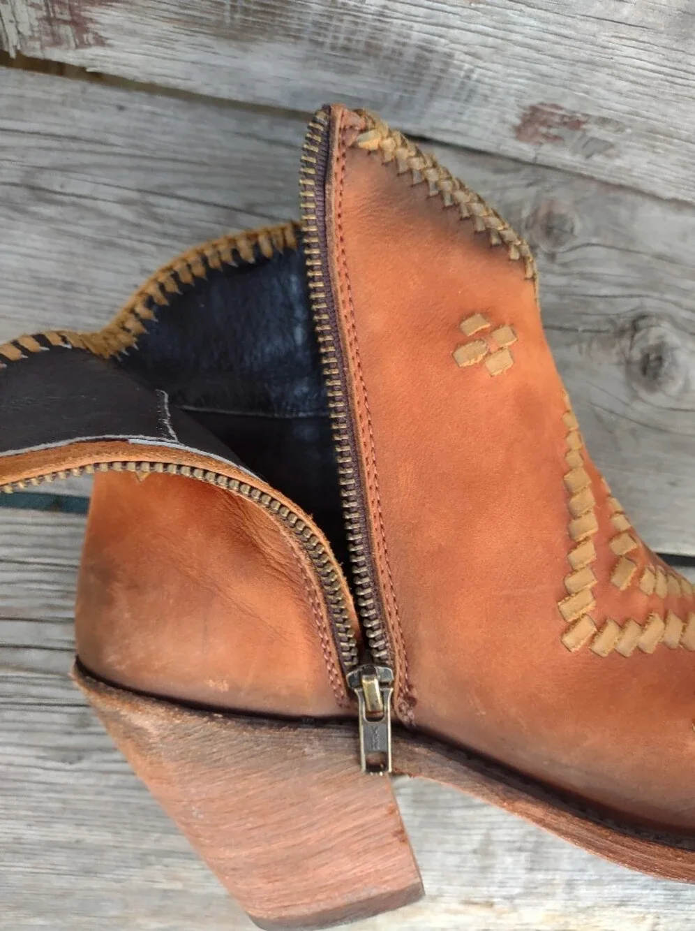 Liberty Black Aztec Southwestern Leather Western Cowgirl Booties Size US 7